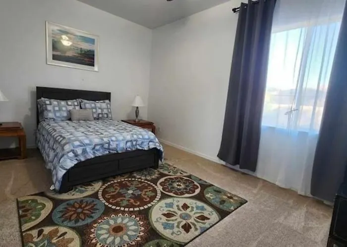 Cozy Latitude With Pool Holiday home *